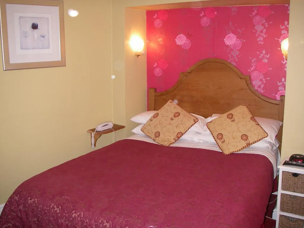 Knavesmire Manor Hotel And Leisure York