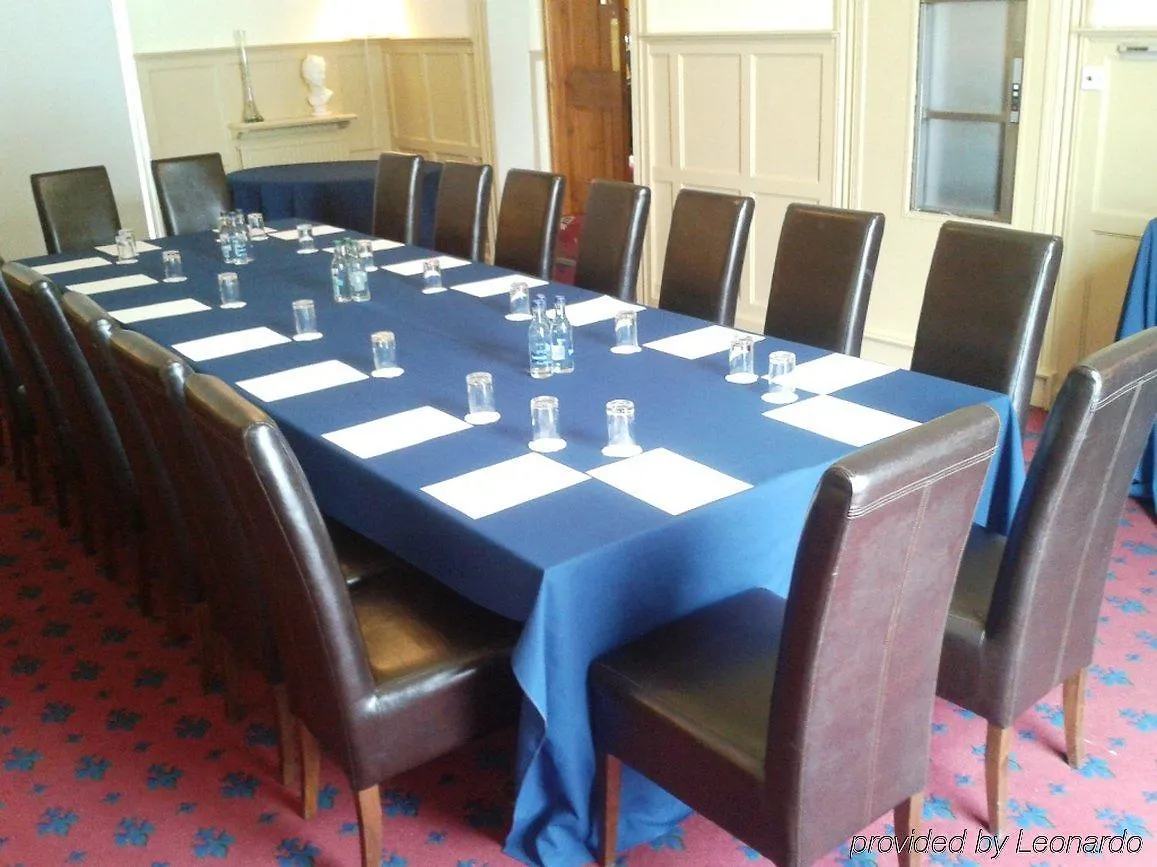 Knavesmire Manor Hotel And Leisure York
