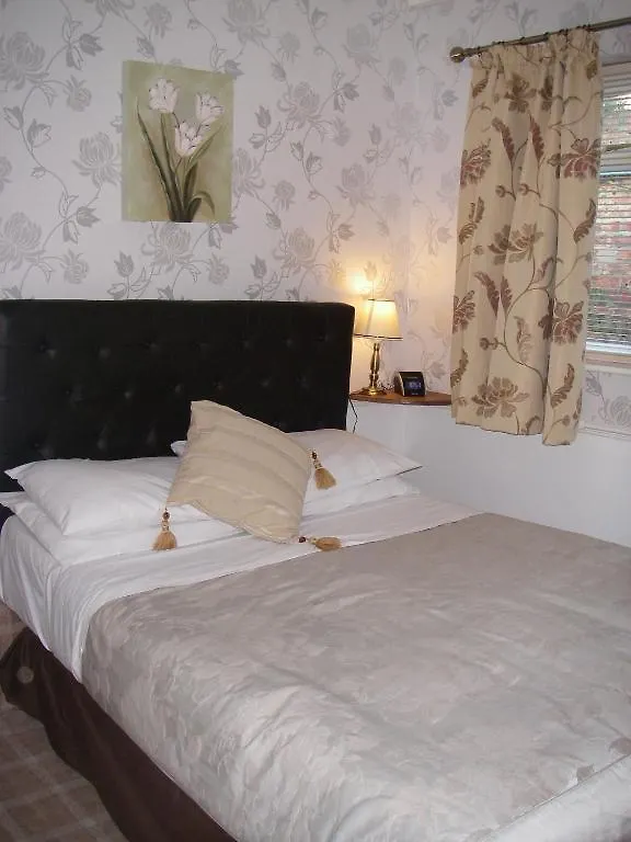 Knavesmire Manor Hotel And Leisure York